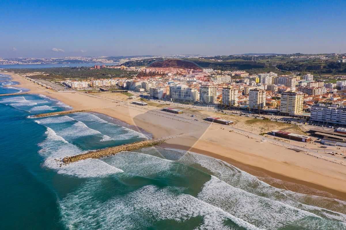 T1 na Primeira linha de praia no Sol da Caparica