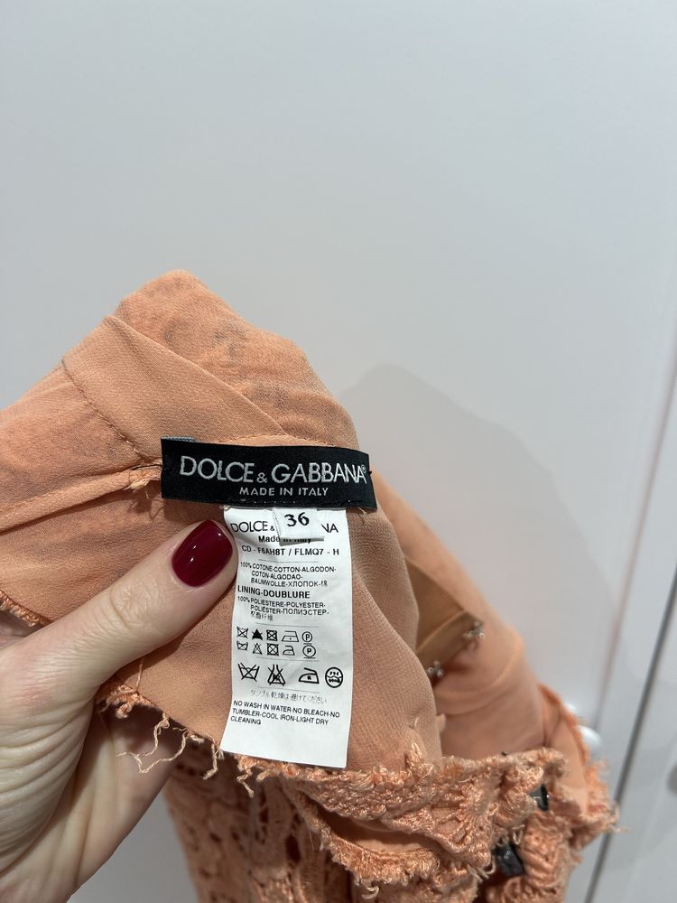 Dolce and Gabbana оригінал Італія сукня футляр мереживо