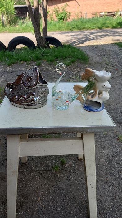 Статуетки,підсвічник