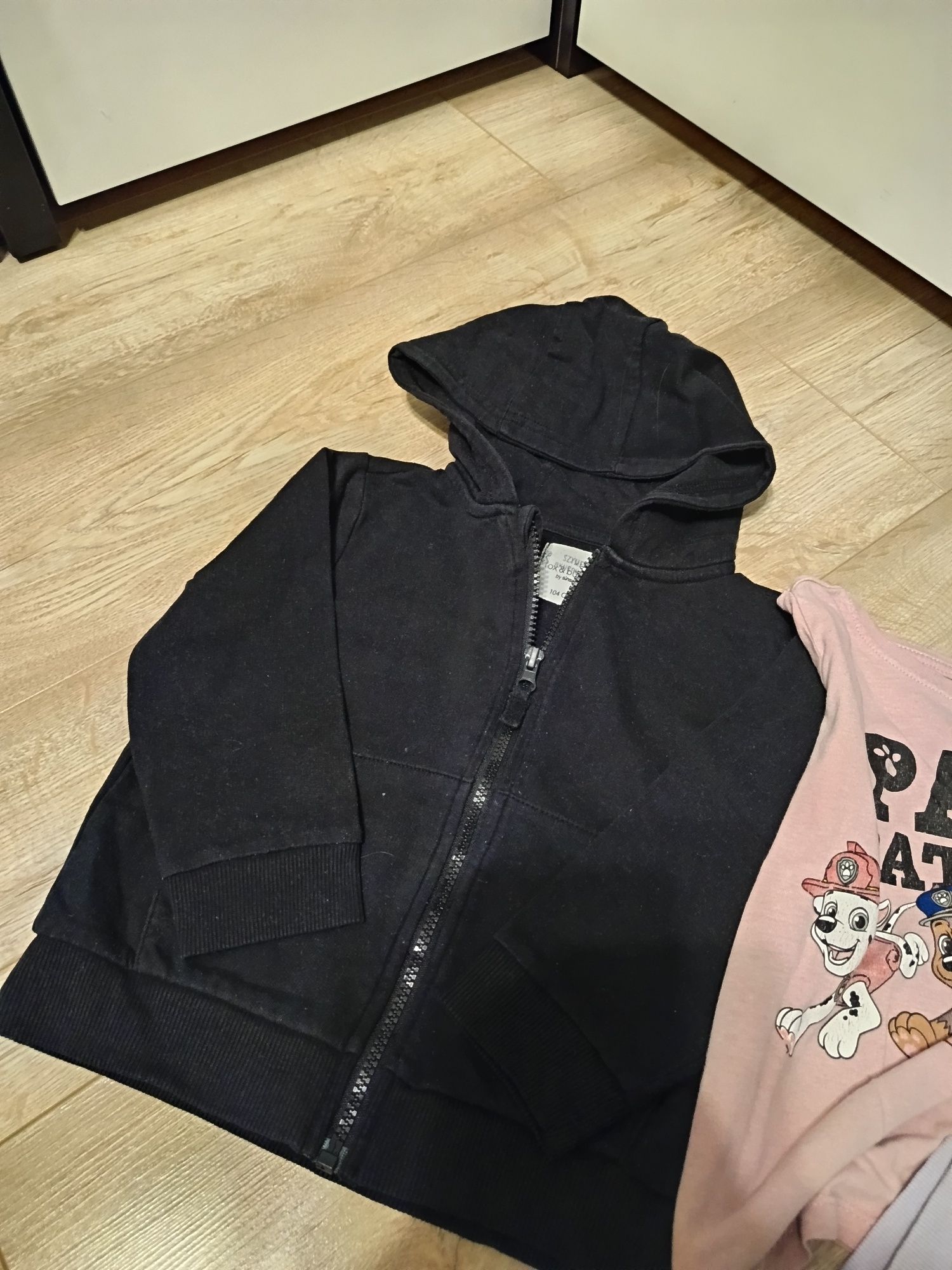 Zestaw dziewczynka bluzy bluzki sukienka 104/110