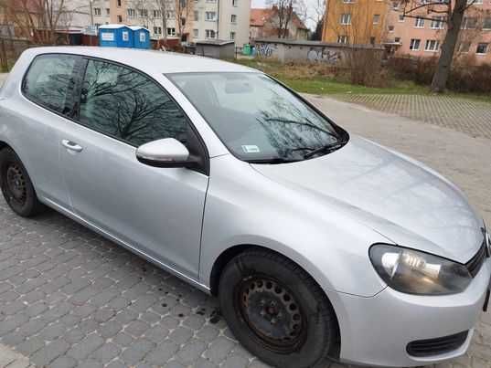 Volkswagen Golf VI 1.6 TDI