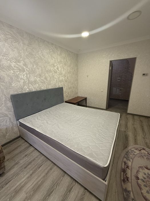 Оренда 1 кімнатна Новобудова вул Текстильників 8