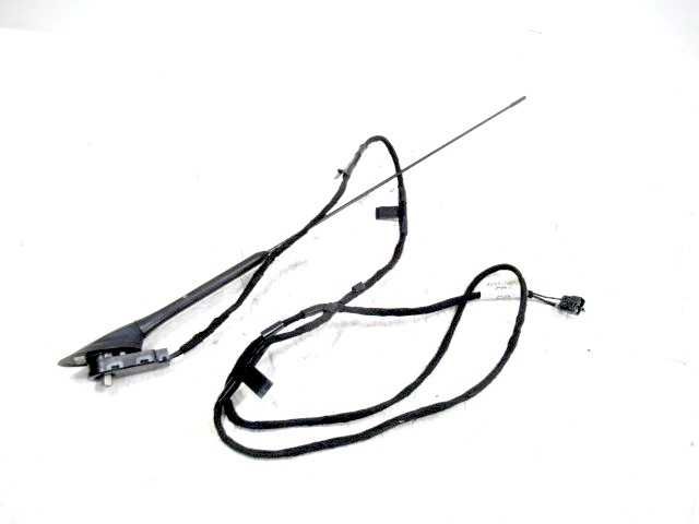 , B-MAX antena dachowa AV1T-18828-AA