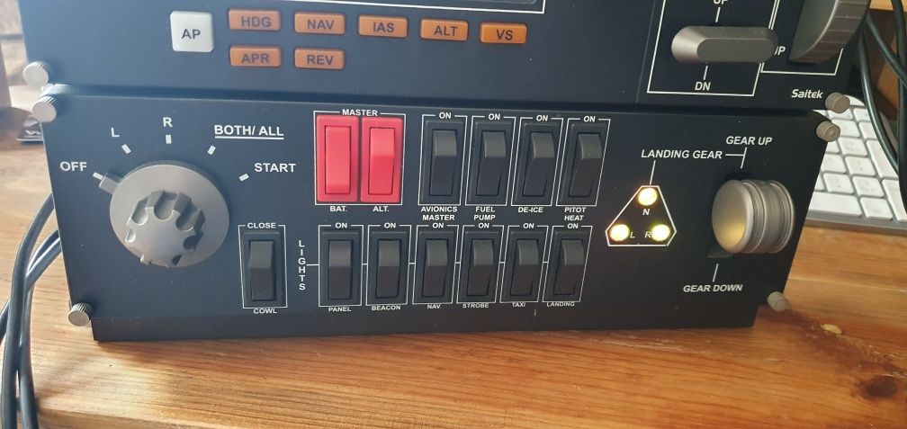 Symulator saitek logitech- tylkko quadrant x2