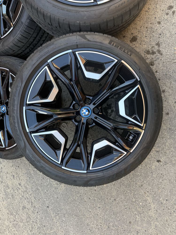 Bmw IX I20 Диски r22 1020 стиль