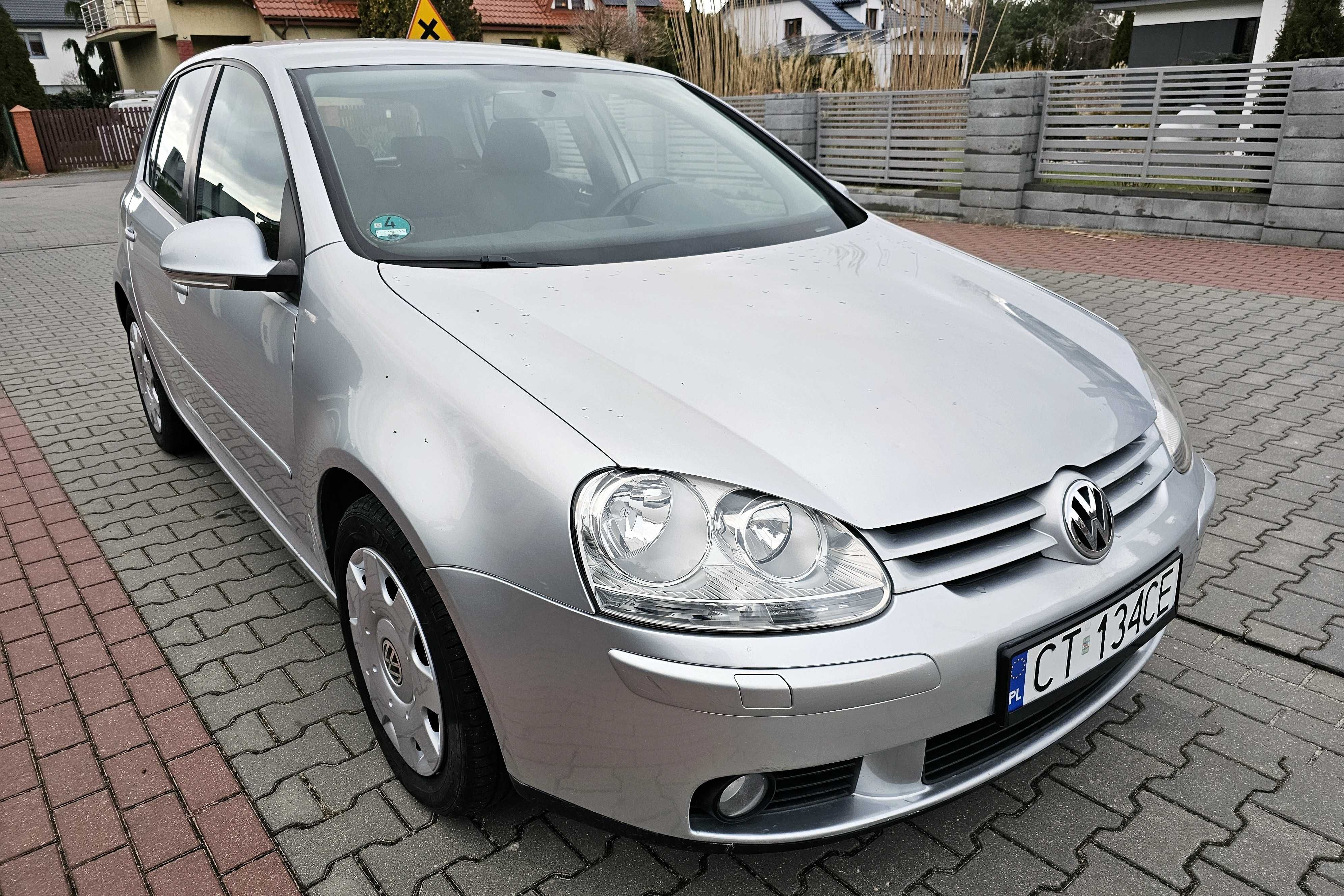VW Golf 5 V AUTOMAT DSG 2007 rok 1,9 TDI 105 kM 5 drzwi 265200 KM
