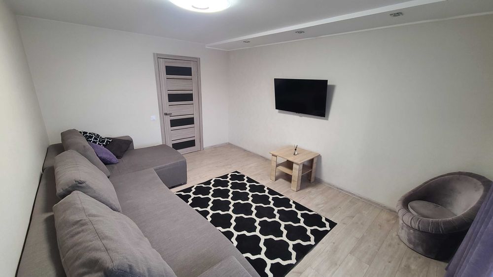 Продам 2-кімнатну квартиру центр