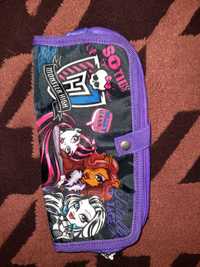 Пенал "Monster High"