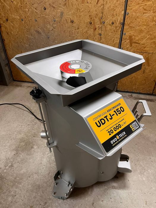 Яйцебитна машина для розбивання яєць та виробництва меланжу