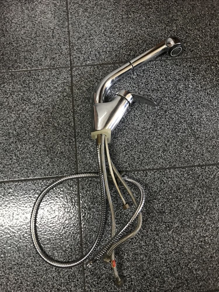 Lava louca Ikea com torneira