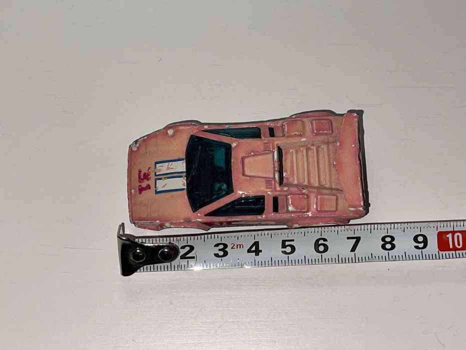 Lamborghini Countach 1987 Hot Wheels midel autko redorsk retro
