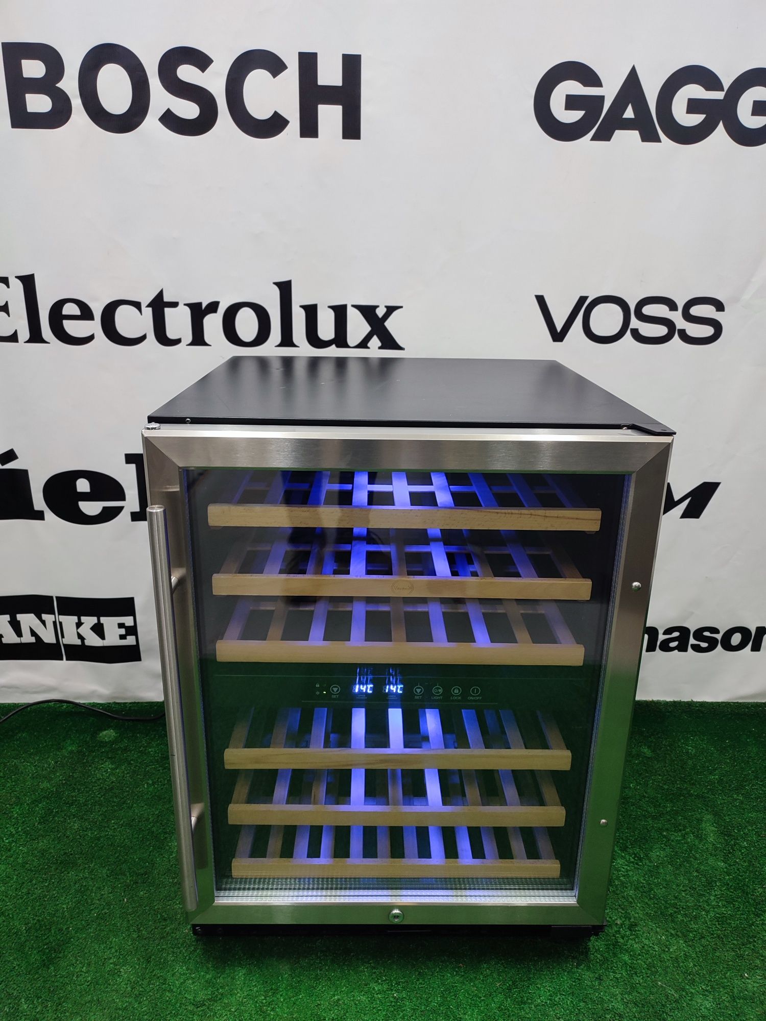 Холодильник для вина Vinobox 50 GC2T