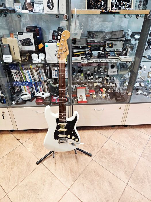 Gitara elektryczna Squier by Fender Bullet Stratocaster