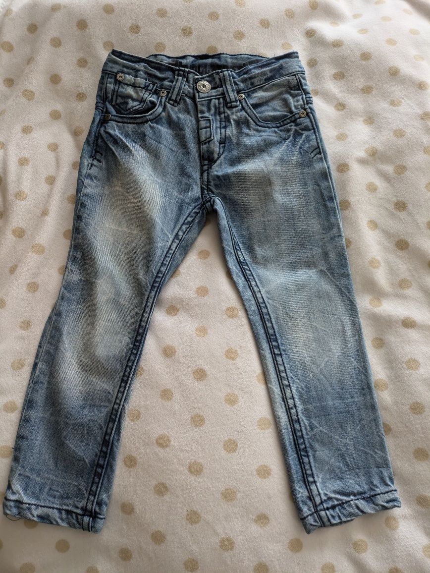 Rozmiar 92cm. Zestaw jeansów krótkie + długie. H&M.