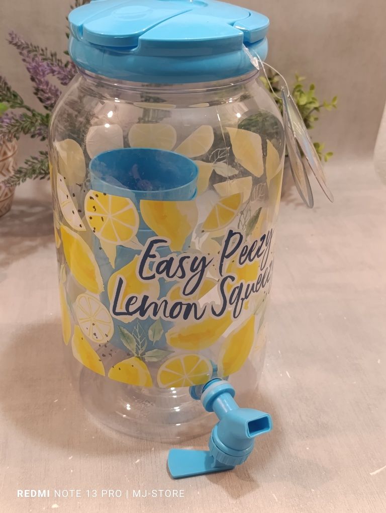Słój na lemoniadę z kranikiem