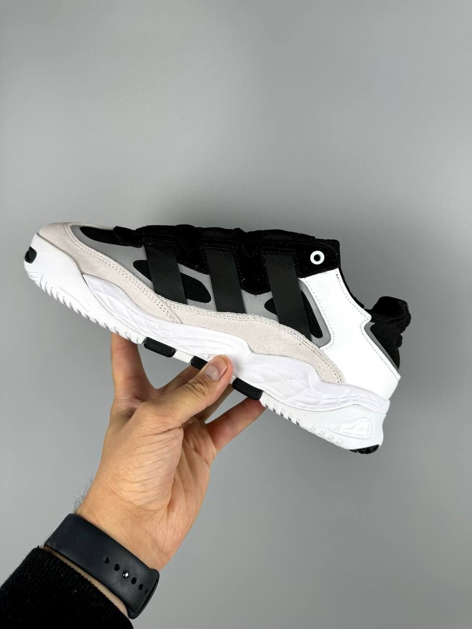 Adidas Niteball Black White