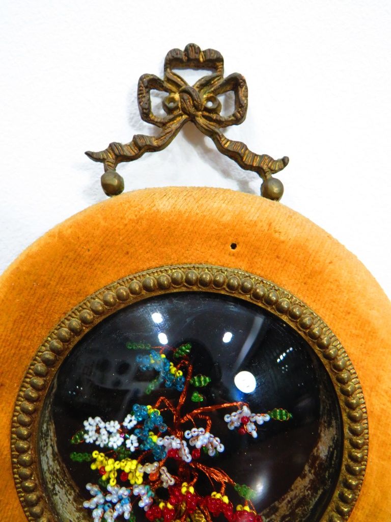 Moldura / redoma.