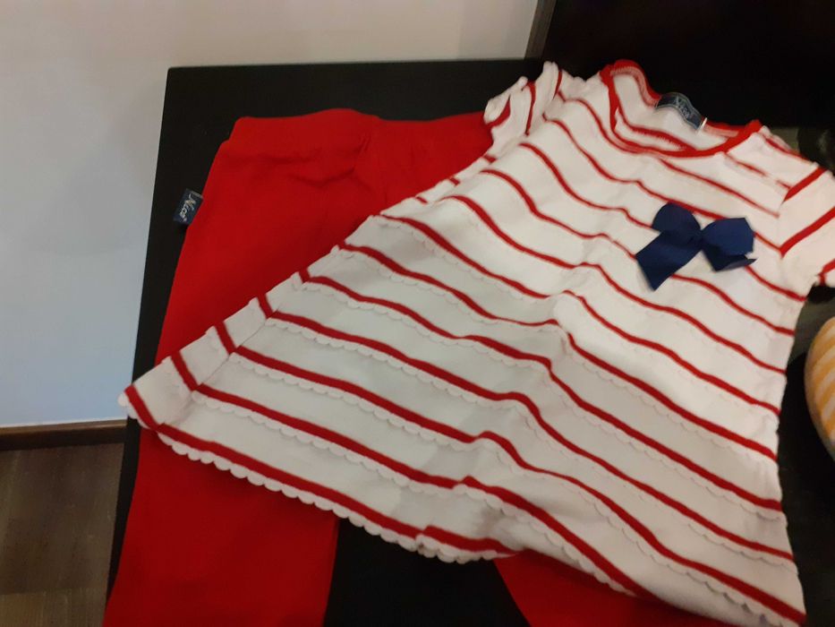Conjunto leggins e t-shirt 2 anos