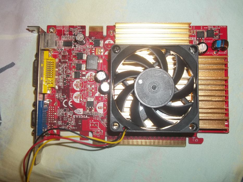 рабочая - nvidia 8600 gt