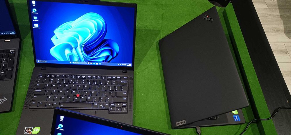 Laptopy ThinkPad X1 Carbon Seria T, P, L, E Ryzen 7 i7 OLED RTX W11P