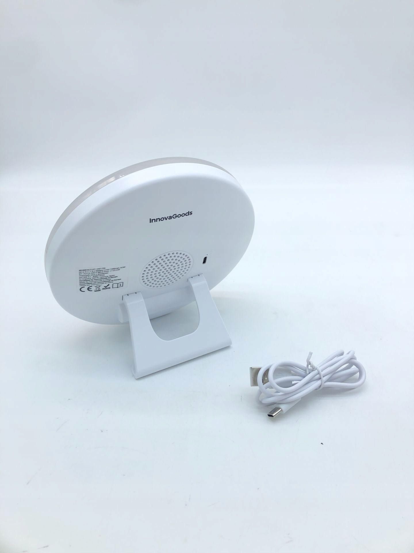 Budzik z symulacją wschodu słońca głośnik BT radio i lampka LED