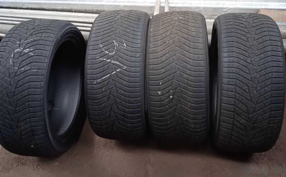 Шини зимові YOKOHAMA 295/40R21, 111V, 4шт