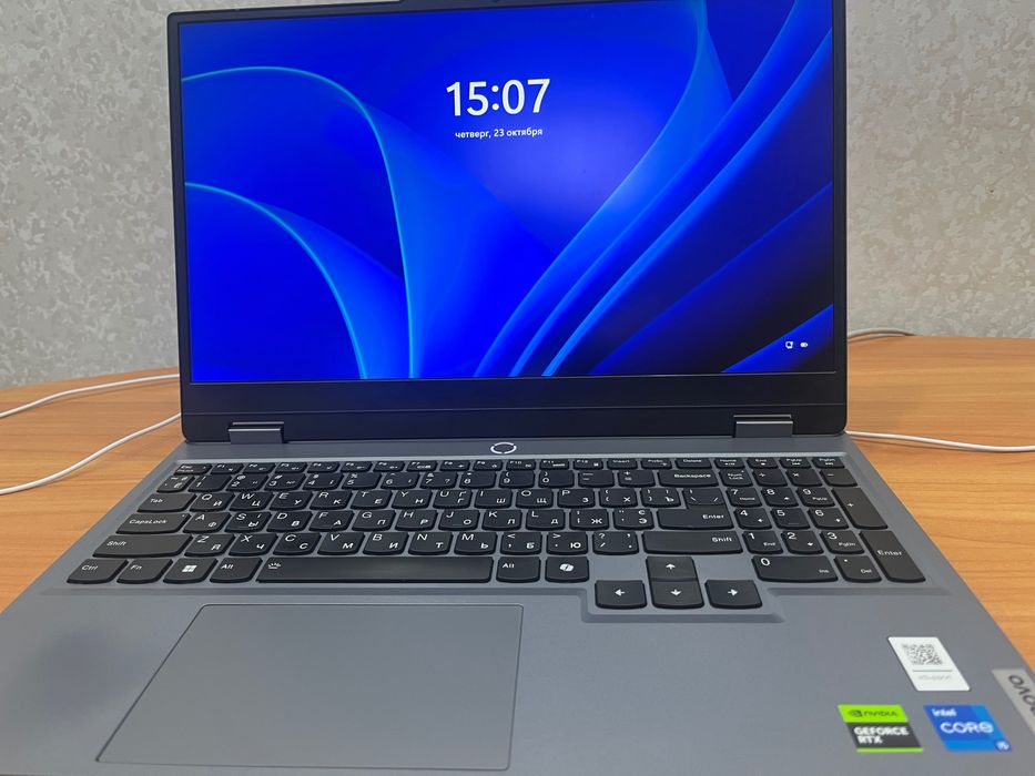 Продам ноутбук Lenovo LOQ 15IAX9
