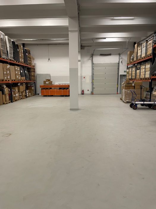 18,00 zł/ m2 Hala usługowa/ magazynowa 324,00 m2 Toruń