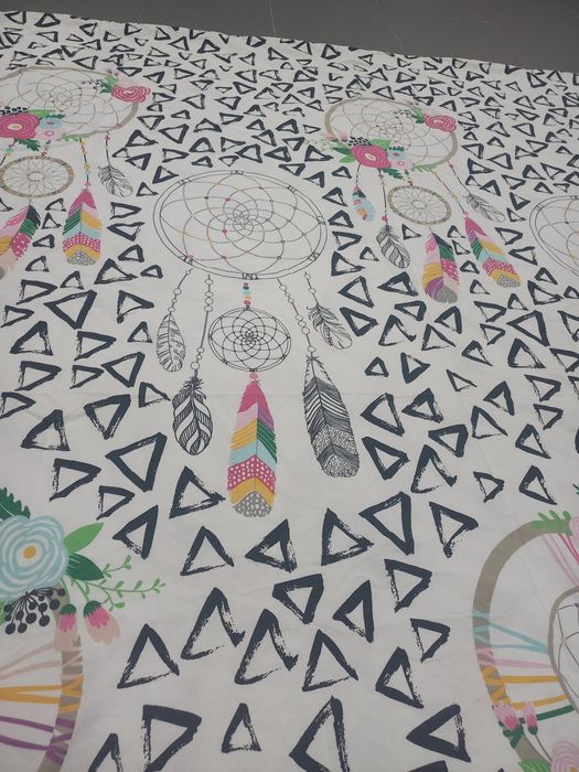 Capa edredão solteiro com 2 temas com 1.85 por 1.85