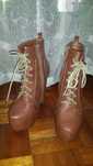 Botas 35 e ténis compensados
