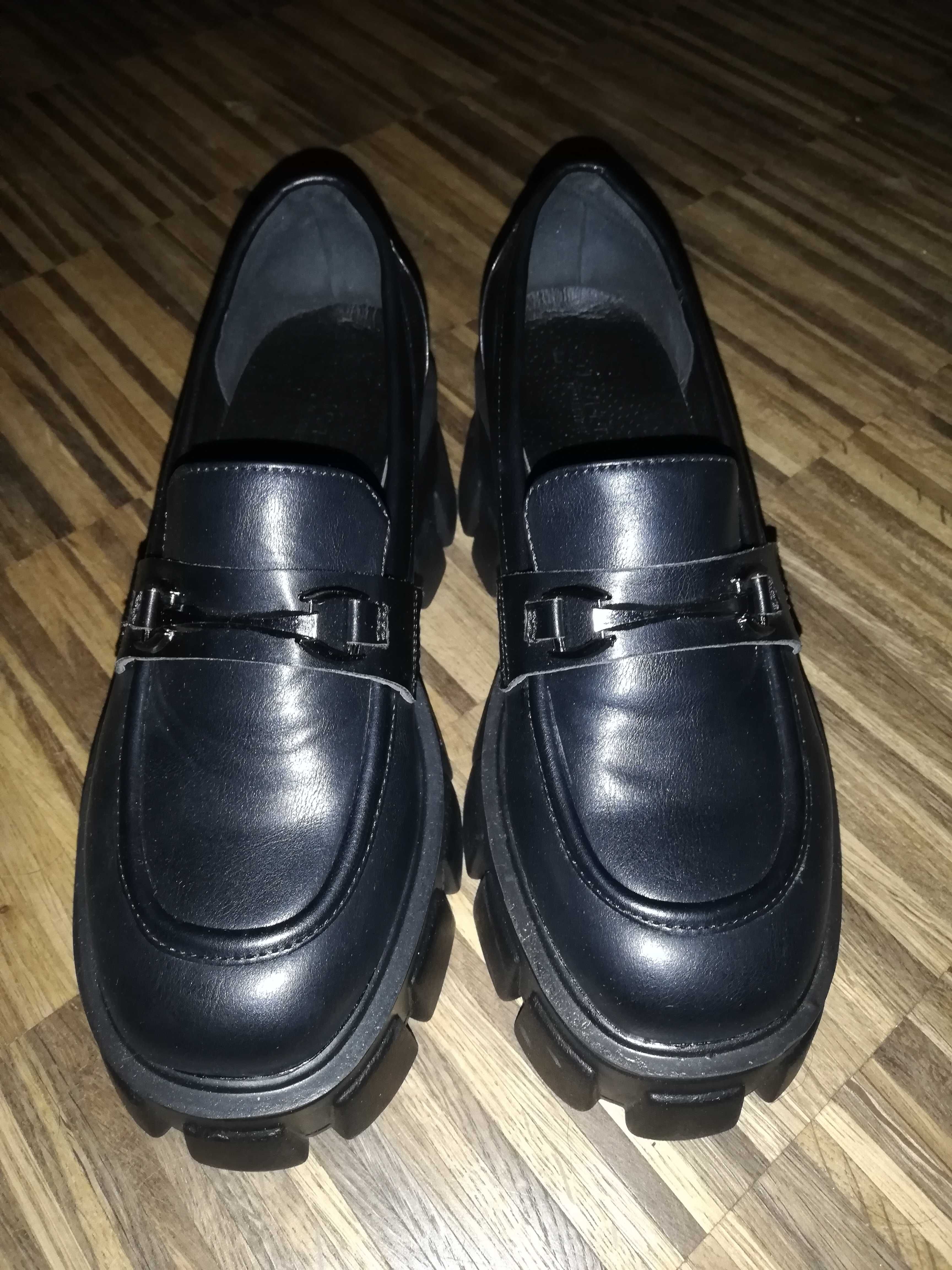 Loafersy/mokasyny/półbuty damskie rozm. 39