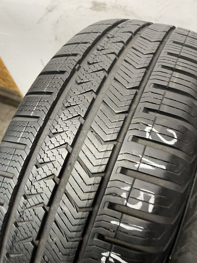 215/65/16 Vredestein Quatrac 5