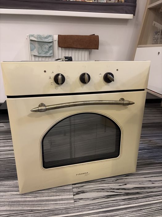 Газо- варочнв  поверхня та духовка Піраміда