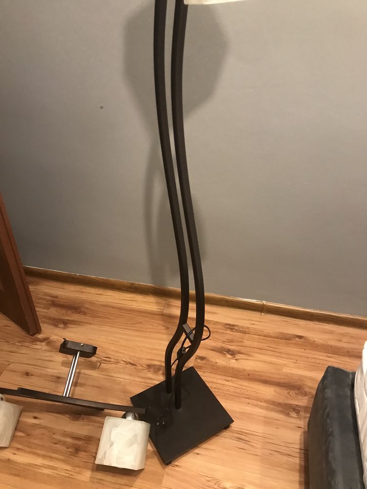 Lampa stojąca plus lampa sufitowa