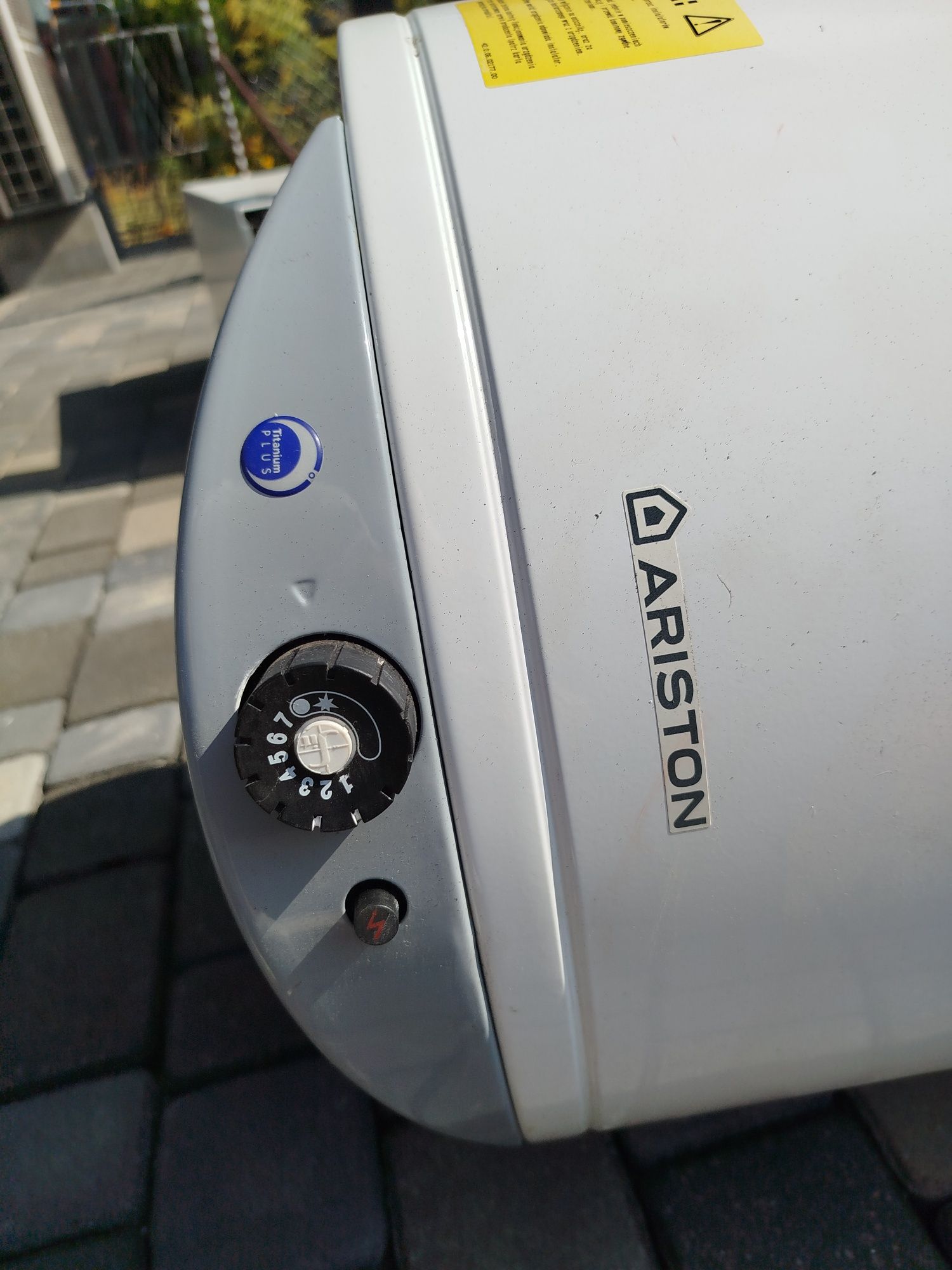 Bojler gazowy Ariston B11BS77L.

Używany

Sprawny