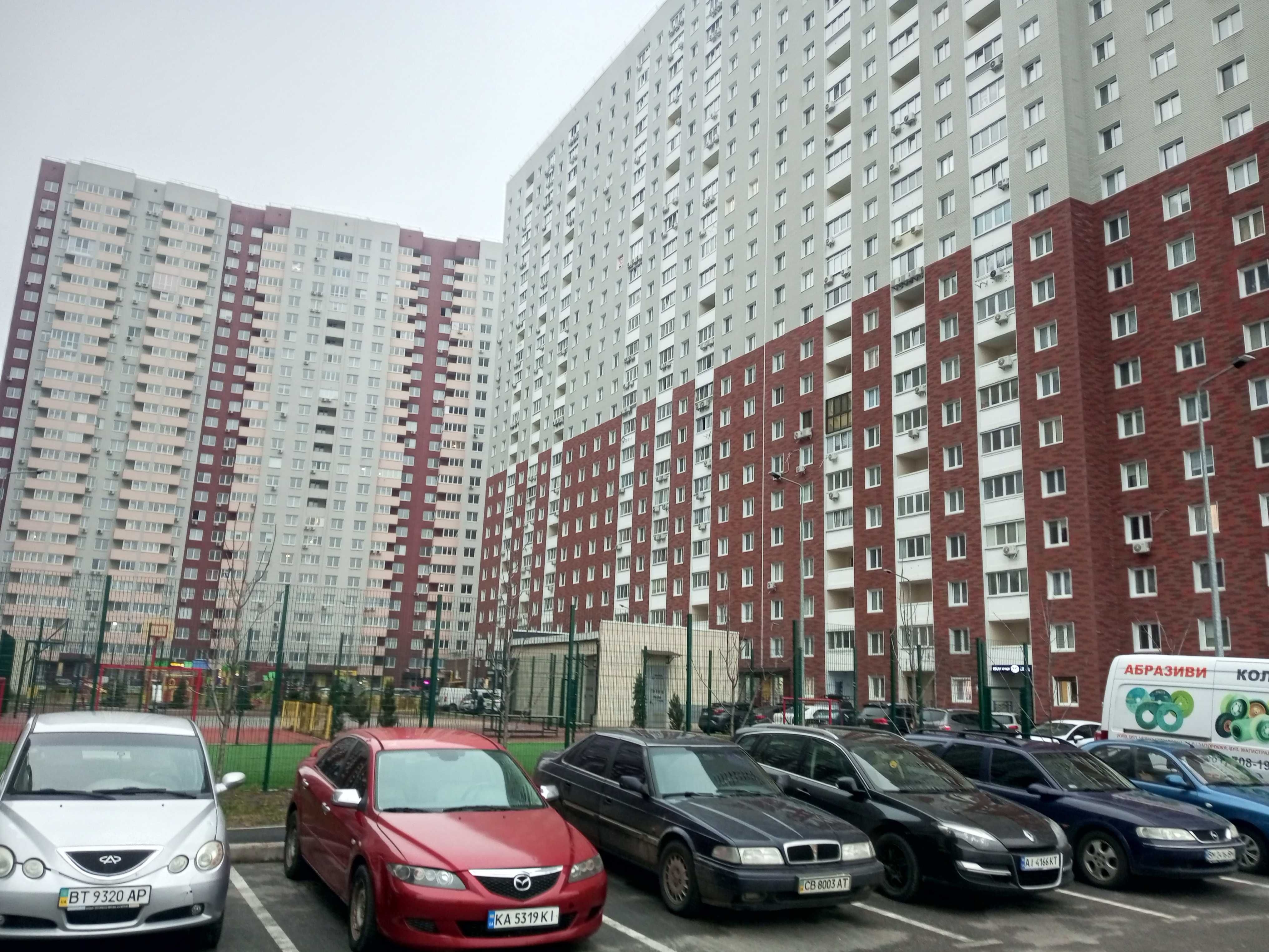 Сдаю 1-комнатную студию Киев Куреневка