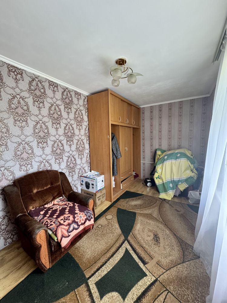 ТЕРМІНОВО! БЕЗ КОМІСІЇ! Продається 2-кімнатна квартира