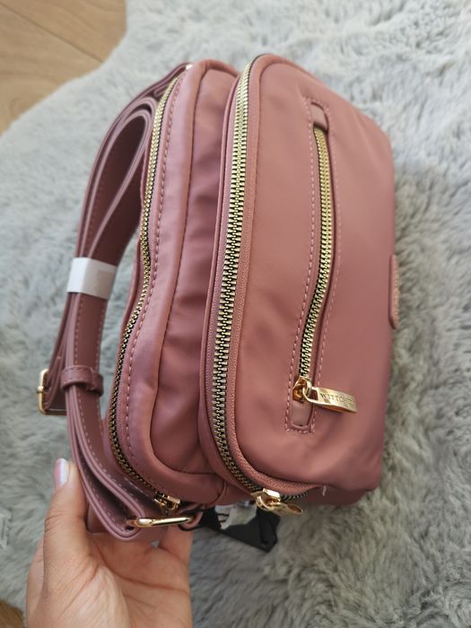 Torebka Wittchen pudrowy róż nylonowa wyjątkowa i praktyczna 
Dzięki w