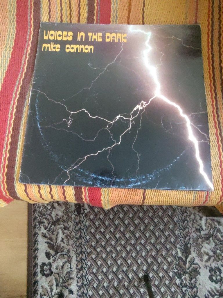 Mike Cannon - Voices In The Dark, 12"Maxi singiel winylowy Italo disco