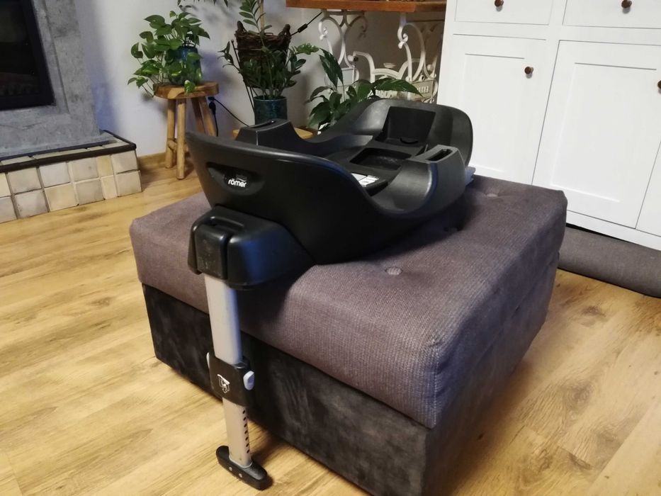 Fotelik samochodowy Britax Romer Baby-Safe 0-13kg + Baza Isofix