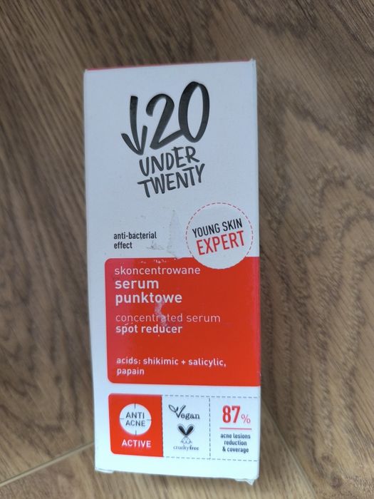 Under Twenty serum punktowe
