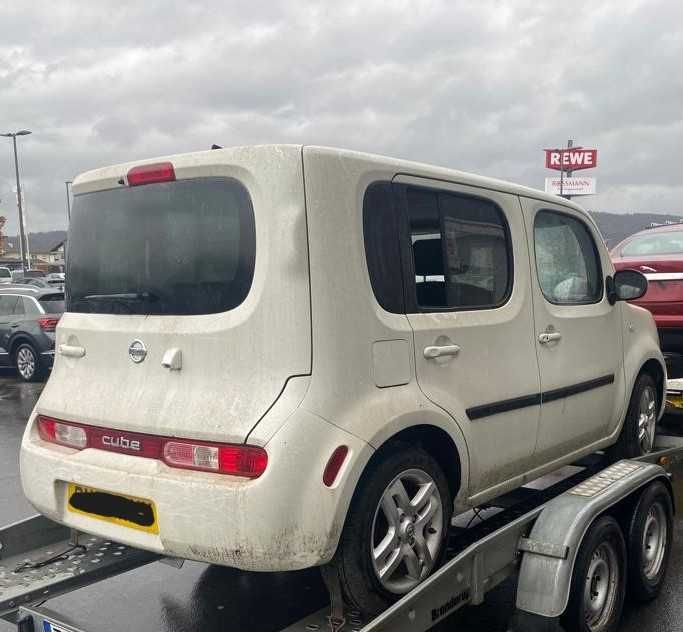 NISSAN CUBE Zderzak przód tył Lampa Drzwi Maska Klapa Koła Konsola