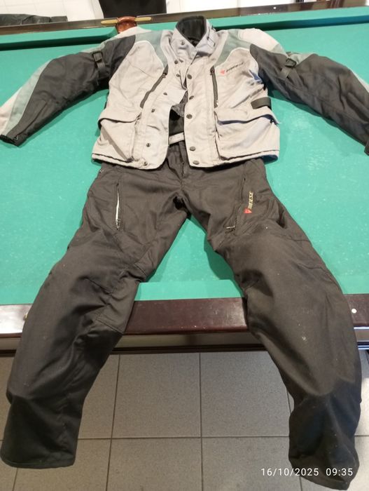 Conjunto de motociclista