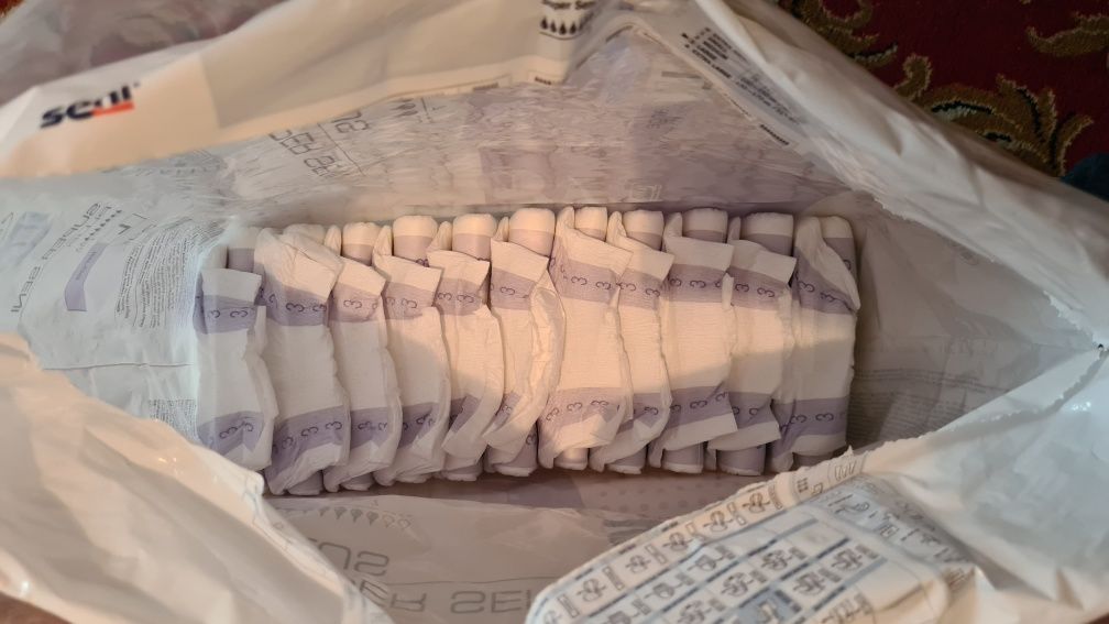 Seni super Plus pieluchomajtki 11 sztuk