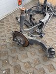 BMW 1 F40 zwrotnica wahacz amortyzator lewy tył