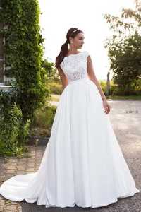 Piękna suknia ślubna Tina Valerdi