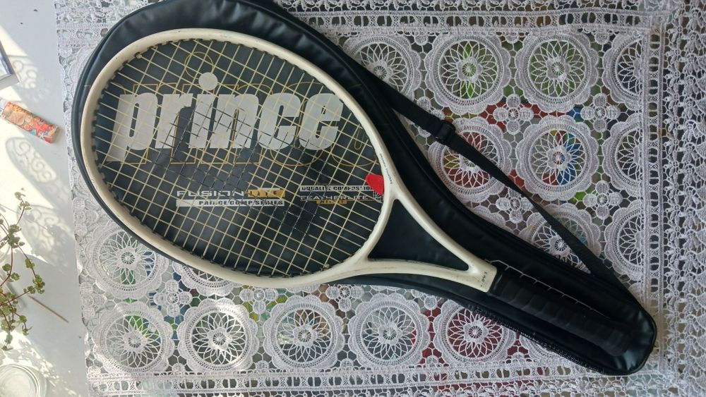Rakieta tenisowa Kuebler Resonanz R50