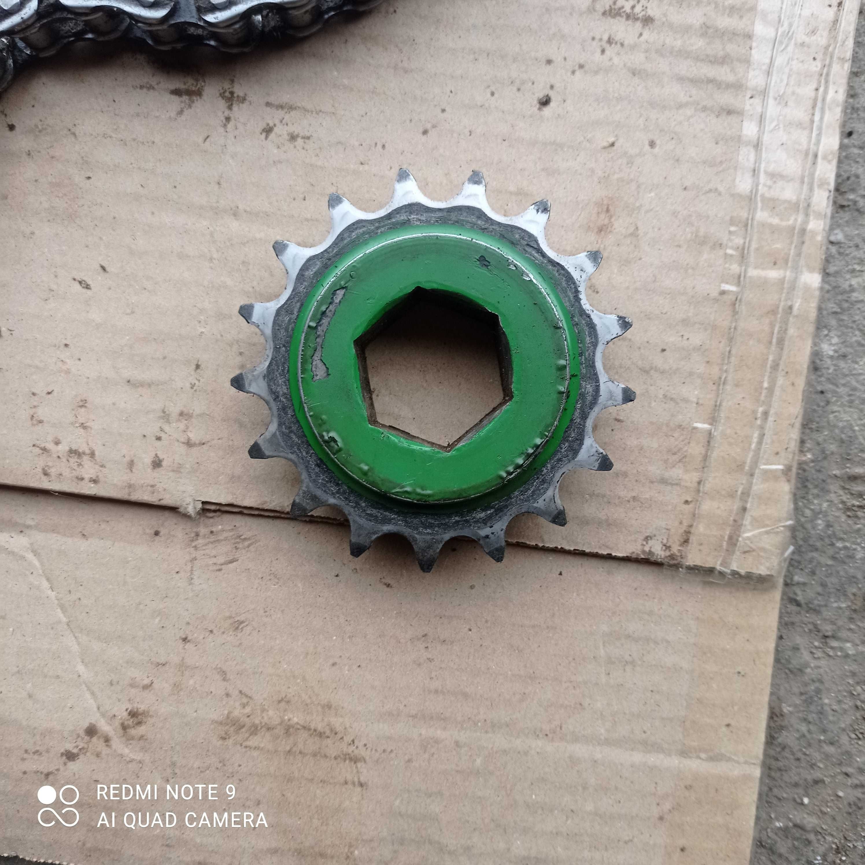 Prasa John Deere 592 koła zębate