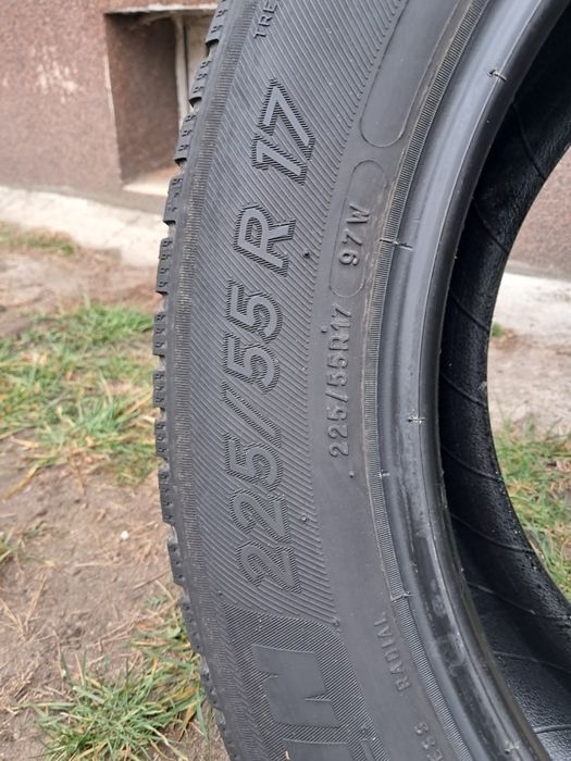 225/55 R17 97W M+S - Michelin CrossClimate - 4/2019 ~6mm - cena za 2