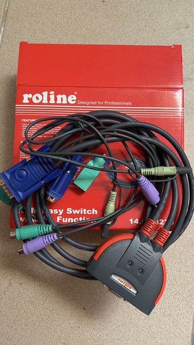 Roline KVM світч для двох комп‘ютерів або системи відеонагляду